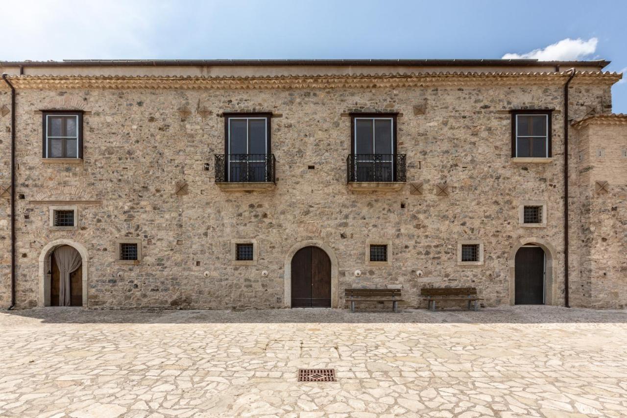 Dimora Schioppo - Irpinia Lägenhet Calitri Exteriör bild