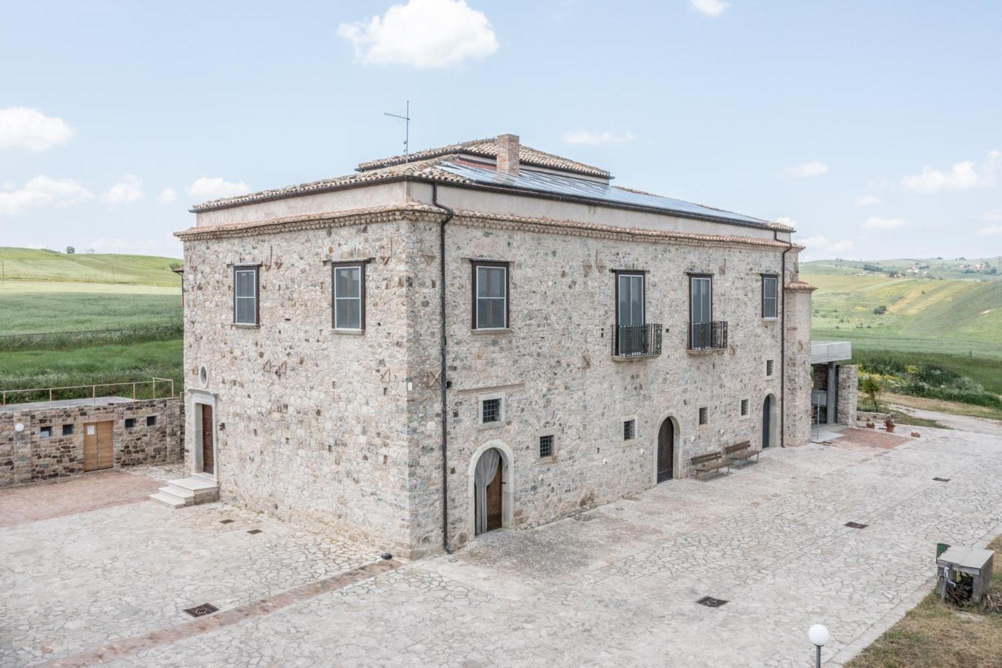 Dimora Schioppo - Irpinia Lägenhet Calitri Exteriör bild